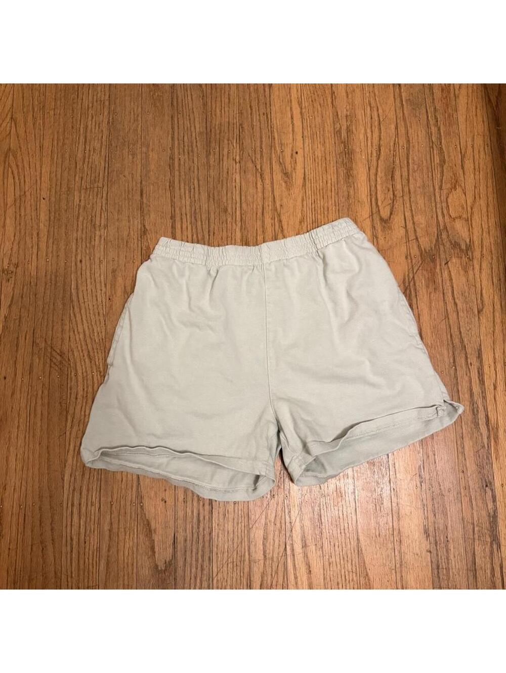 Brandy Melville / John Galt light green shorts
